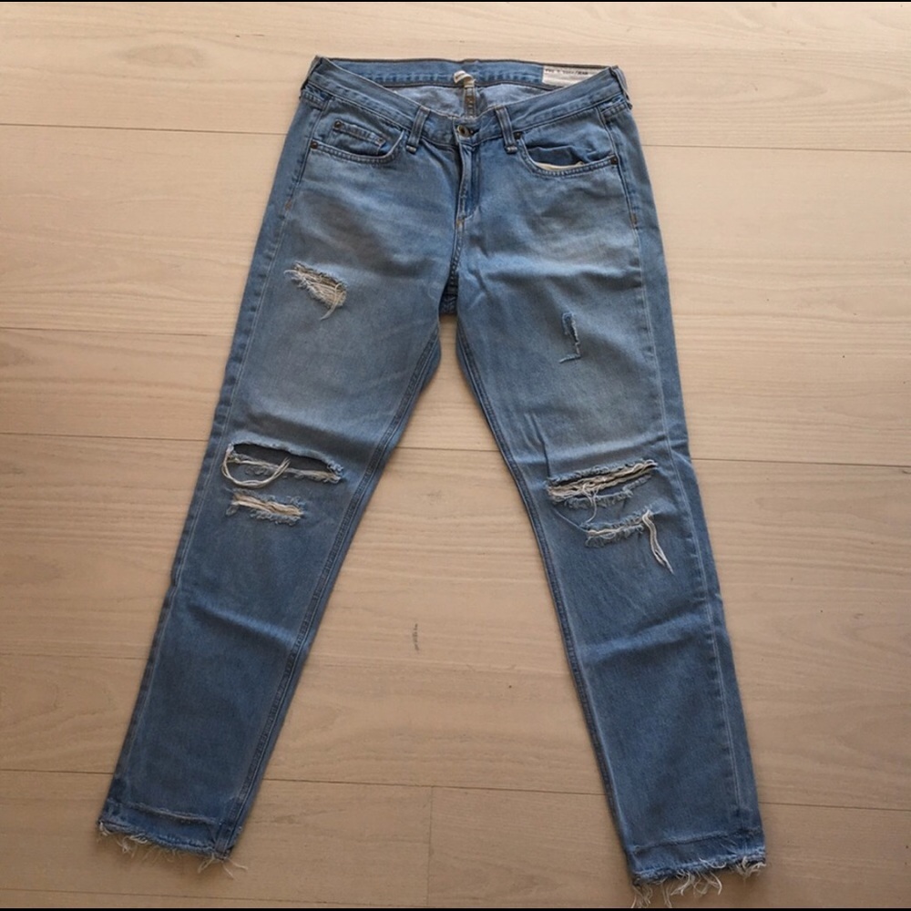 Rag & bone distressed boyfriend jeans size 26